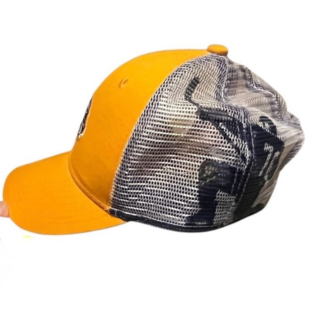 Nashville Predators LIDS snap back ball cap gray mesh hockey graphic back L side